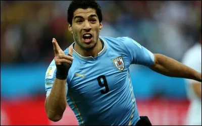 Dans quel club n'a pas joué Luis Suárez ?