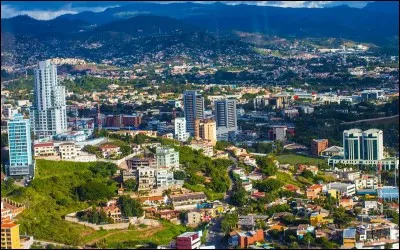 Quel est le pays dont la capitale est Tegucigalpa ?