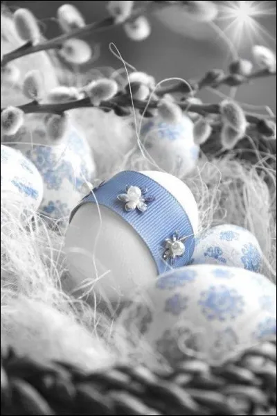 Dans la chanson "Frère Jacques" qu'entend-on sonner ?