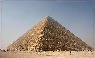 Quelle est la taille de la pyramide de Gizeh ?