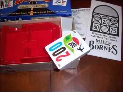 Sur une carte "200 Bornes" datant de 1954, quelle est la couleur du 2&egrave;me chiffre ?