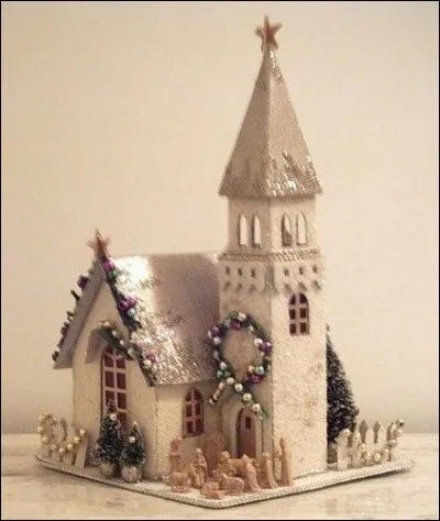 Dans l'église de quelle ville un curé doit-il redonner la foi à ses paroissiens, dans un récit d'Alphonse Daudet ?