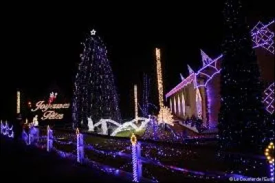 Je vous emmène maintenant dans l'Eure, à Berville-en-Roumois. Ancienne commune, elle se situe en région ...