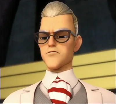 Qui est derrière le masque de Papillon ?