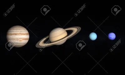 Jupiter, Saturne, Uranus et Neptune font partie du...