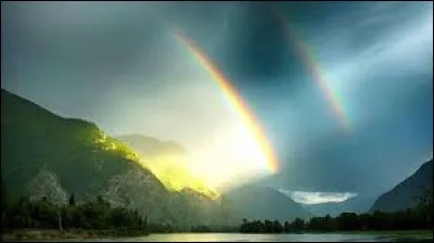 L'arc-en-ciel comporte du ____.