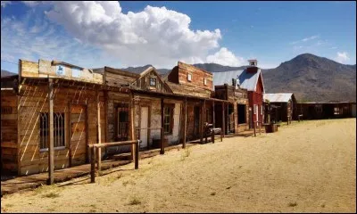 Dans les villes du "far west" qui se construisent le long des routes et des rivières, on trouve un saloon, un hôtel, une banque, une église... et un commerce qui vend de tout, le ?