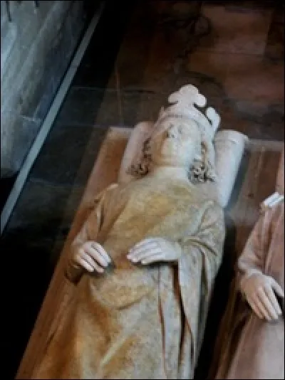 En 1350 Philippe meurt et son fils Jean II lui succ&egrave;de. Dans quel &eacute;tat est le royaume ?