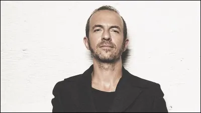 Qui est ce chanteur ?