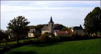 Lacapelle-del-Fraisse est un village Cantalien situé en région ...