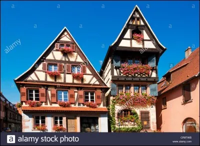 Quelle ville n'est pas correctement associ&eacute;e &agrave; son nom en latin ?