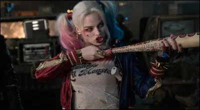 Quel était son métier dans "Suicid Squad" avant d'être folle ?