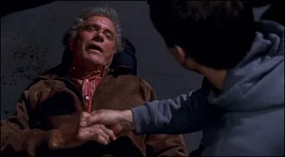 Dans Spiderman 3, pour quelle raison l'oncle Ben meurt-il ?