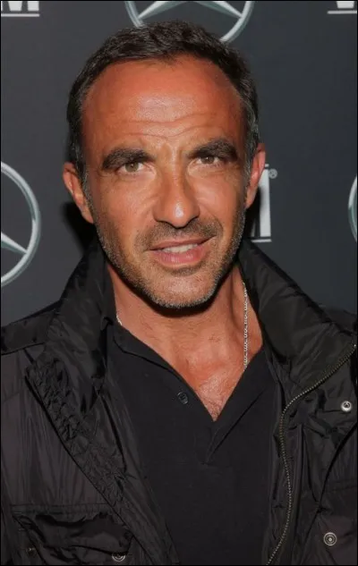 Sur quel continent est né Nikos Aliagas ?