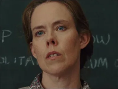 Quelle matière enseigne cette professeur ?