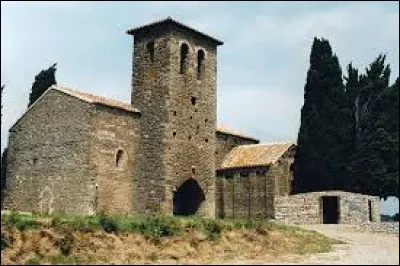 Voici la chapelle Notre-Dame-des-Colombiers de Montbrun-des-Corbières. Village de l'ancienne région Languedoc-Roussillon, il se situe dans le département ...