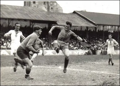 C'est le seul titre du SCO d'Angers... Champion de France amateurs après une victoire acquise contre le RC Franc-Comtois de Besançon lors d'une finale gagnée à St-Ouen 2 à 0. C'était en ?