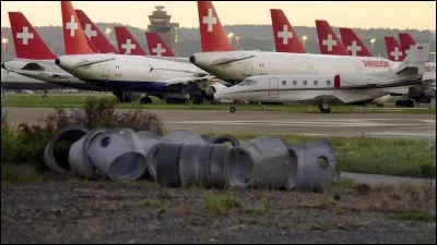 Swissair est une filiale de ...