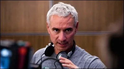 En 2009, il est président dans un film célèbre de Roland Emmerich qui se nomme...