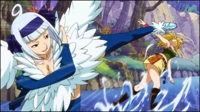 Combien d'esprits Angel a-t-elle appelés lors de son combat contre Lucy ?