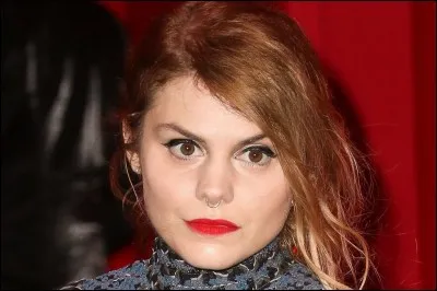 Qui est cette chanteuse ?