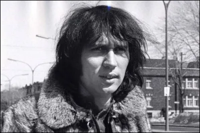 De quelles couleurs était le monde pour Éric Charden ?