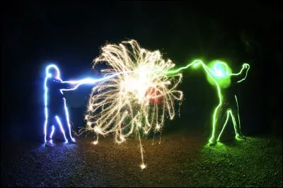 On te lance un défi après avoir perdu un pari. Tu dois affronter en duel un élève de Poudlard. Cependant, il s'agît d'un élève réputé pour être le meilleur élève en combat. Comment tu as l'intention de t'y prendre pour le vaincre ?