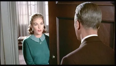 Il a composé la musique des films "Vertigo" et "Taxi Driver". C'est :