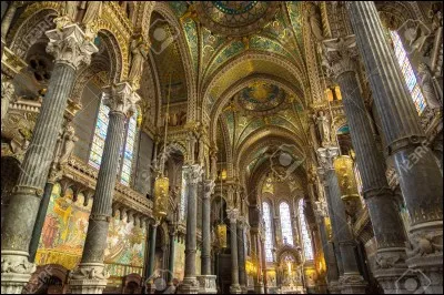 En quelle ann&eacute;e la basilique Notre-Dame-de-Fourvi&egrave;re a-t-elle &eacute;t&eacute; inaugur&eacute;e ?