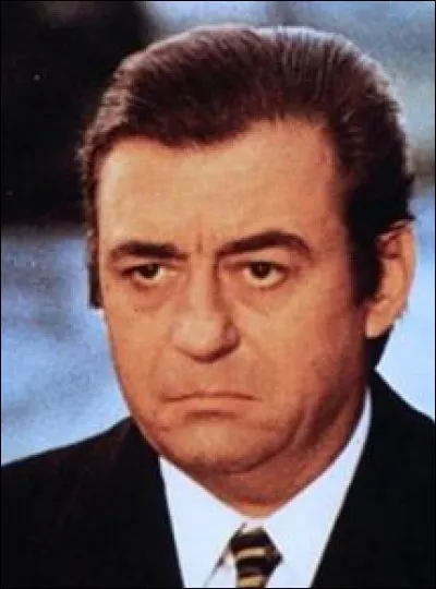 François Périer, acteur de théâtre et de cinéma, a joué dans de nombreux films. Dans lesquels de ceux-ci le voit-on ? (plusieurs réponses)