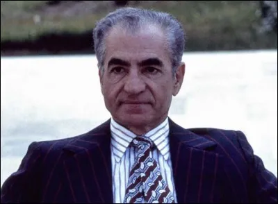 Mohammad Reza Pahlavi (1919 - 1980), a dirigé...