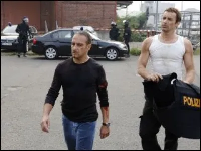 Comment s'appelle la fille de Chris ?