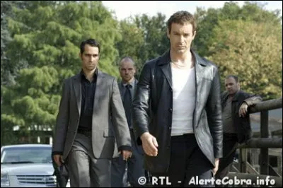 Comment Chris a-t-il réussi à infiltrer la famille Gehlen dans l'épisode pilote de la saison 21 ?