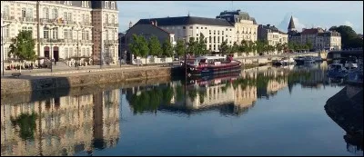 En quelle année se déroula le traité de Verdun ?