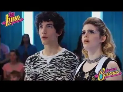 Ramiro est amoureux de :