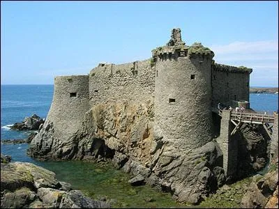 Quelle le vendenne s'appelait autrefois 'Insula Oya' ?