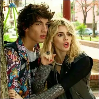 Yam est amoureuse de...