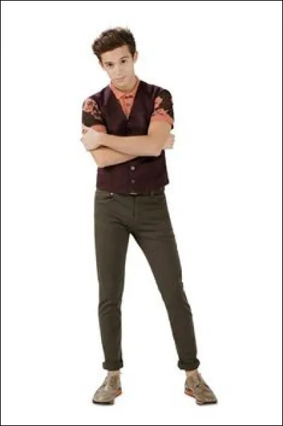 Quelle est la couleur des cheveux de Matteo ?