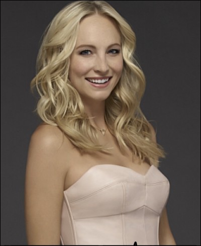 Caroline Forbes est ou a &eacute;t&eacute;...