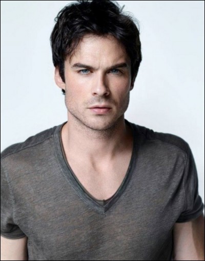 Damon Salvatore est ou a &eacute;t&eacute;...