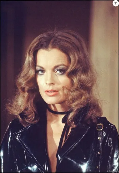 Romy Schneider joue Elisabeth d'Autriche; dans quel film ?
