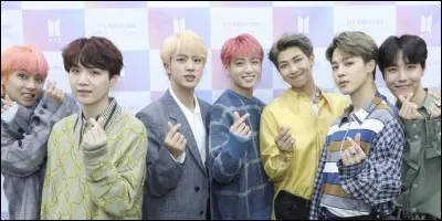 Comment se nomme l'&eacute;mission o&ugrave; l'on suit BTS &agrave; travers diff&eacute;rents voyages dans divers pays ?