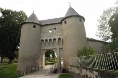 Les habitants de Vic-sur-Seille (Moselle) se nomment les ...