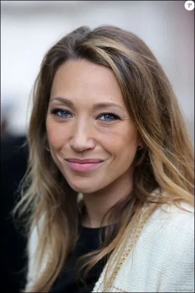 Qui est la mère de l'actrice Laura Smet ?