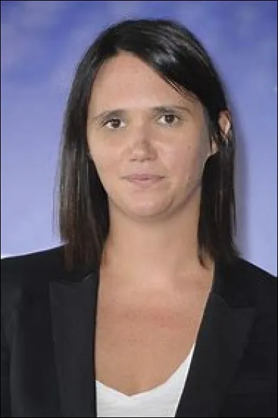 Qui est la mère de l'actrice et réalisatrice Jeanne Herry ?