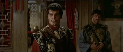 "Genghis Khan" est un film réalisé par Henry Levin et sorti en 1965, consacré à la vie du conquérant et fondateur de l'Empire mongol. Quel acteur incarne Genghis Khan ?