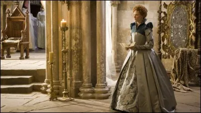 "Elizabeth" est un film britannique sur la vie de la reine d'Angleterre Elizabeth 1ere, réalisé en deux parties, en 1998 et en 2007. Quelle actrice incarne Elizabeth ?