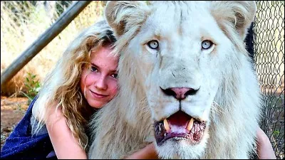 Quel est l'âge de Mia à la fin ?