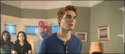 Dans quel contexte Archie se fait-il arrêter ?