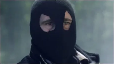 Quel délais la Cagoule noire laisse-t-elle aux habitants de Riverdale pour résister au péché ?